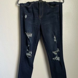 DARK WASH BLUE SKINNY JEANS